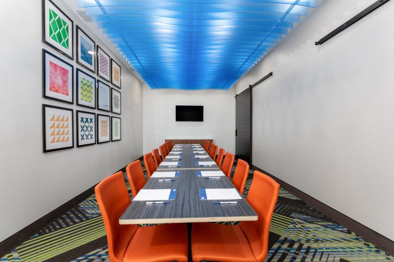 Holiday Inn Express & Suites - Miramar By Ihg Zewnętrze zdjęcie