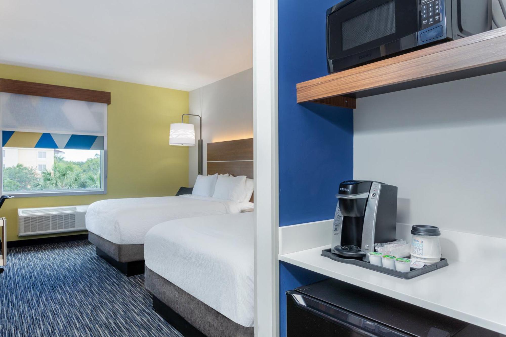 Holiday Inn Express & Suites - Miramar By Ihg Zewnętrze zdjęcie