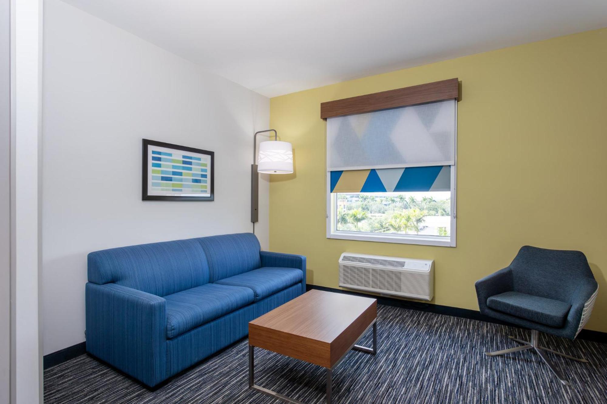Holiday Inn Express & Suites - Miramar By Ihg Zewnętrze zdjęcie